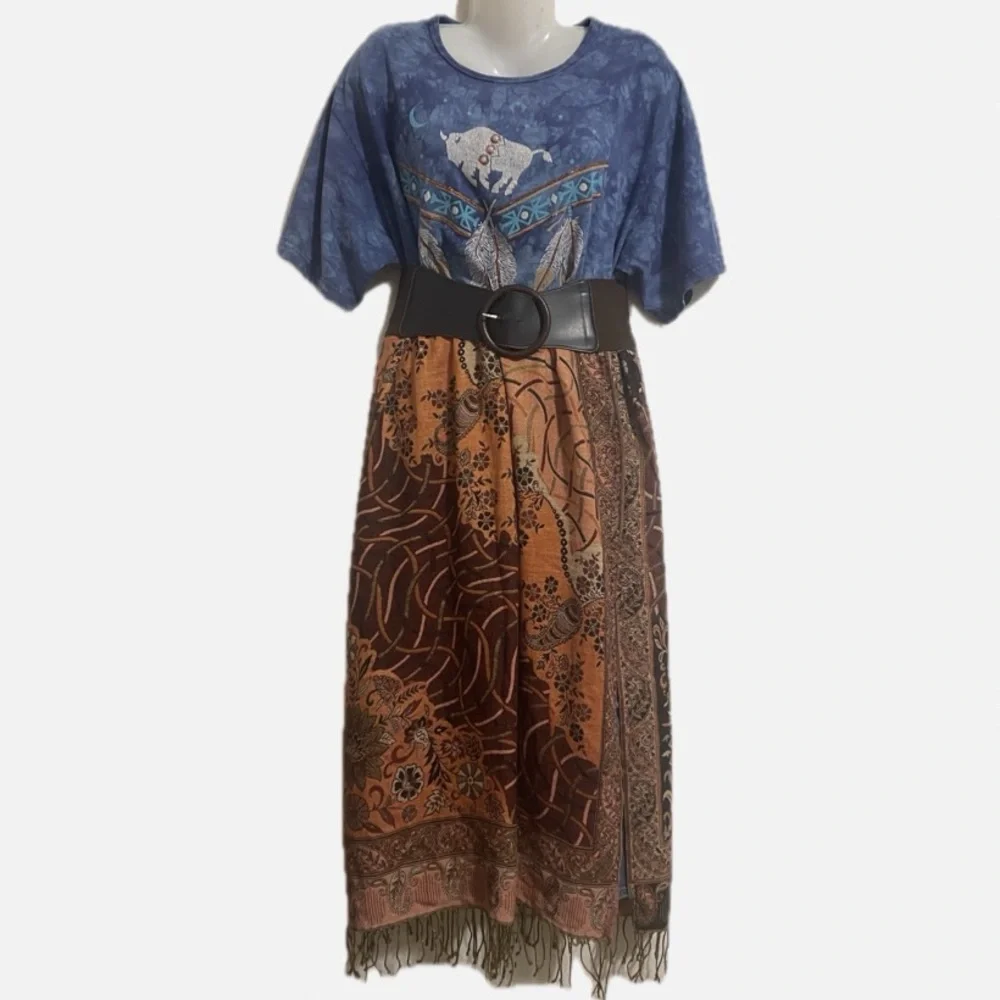Upcycled boho maxi t-shirt dress. - Picture 5 of 11